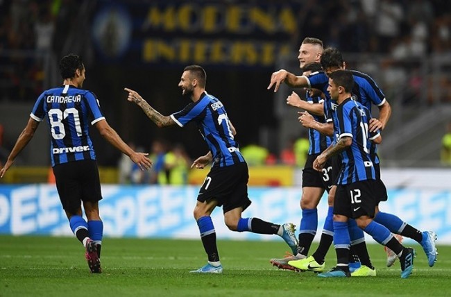 被球迷拿到 被球迷拿到